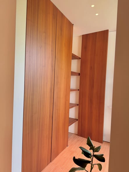 Overzicht dressing met schuifdeuren, Brugge